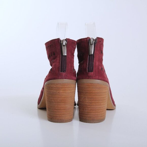 Vince Camuto Tarita Leather Cutout Lace Up Open Toe Sandals Red Women Size 8.5 - Picture 4 of 15